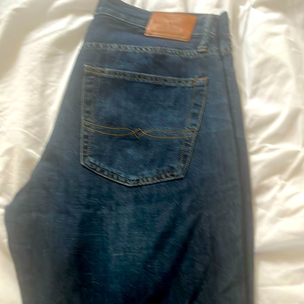 Lucky brand straight jeans 36 x 34